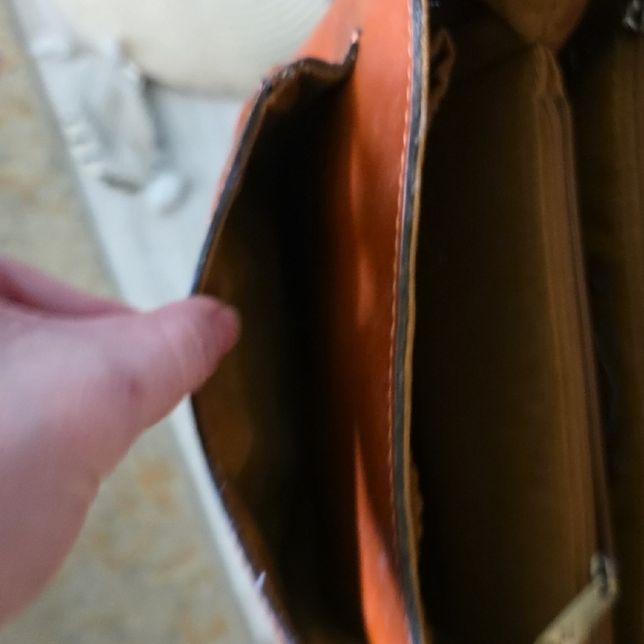 Patricia Nash Floral Embroidered Tan Leather Crossbody Bag - Picture 7 of 9